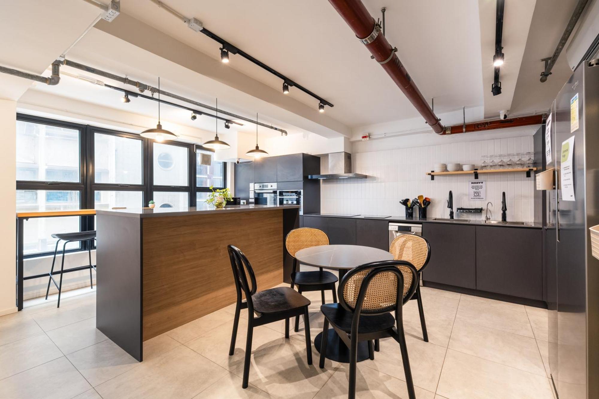 Habyt Austin Avenue 香港 外观 照片